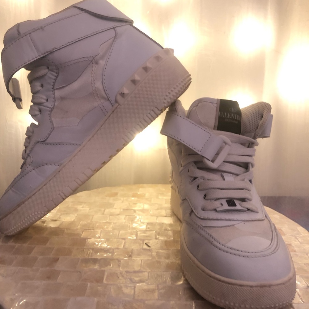 Valentino Rockstud Running Sneakers in white.